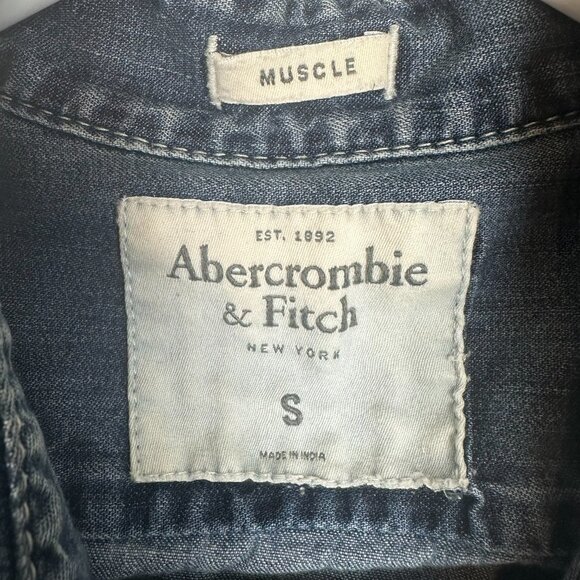 Abercrombie & Fitch Denim Chambray Shirt - Picture 3 of 6